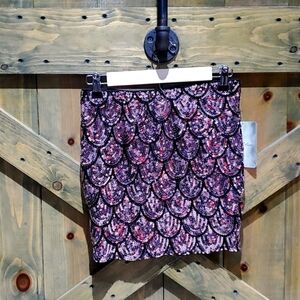 NWT SEQUINS FISH SCALES MINI SKIRT NEW  BLACK PINK RAVE CLUBWEAR GOING OUT
